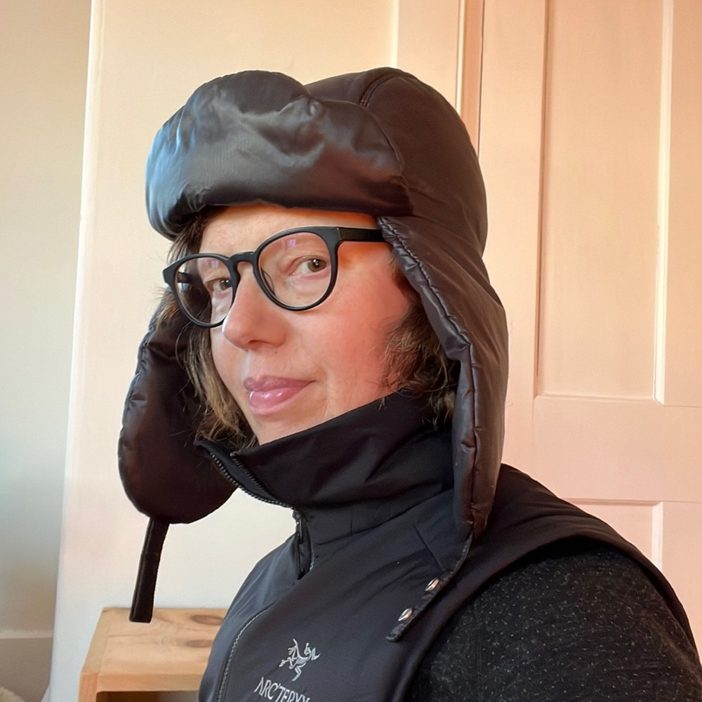 Modern puffer trapper hat